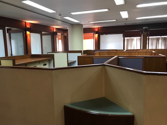 table Office Space available in mumbai