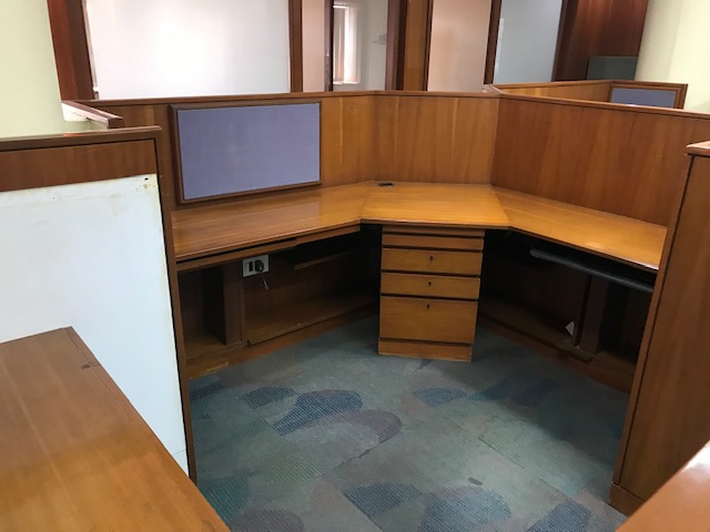 table Office Space available in mumbai