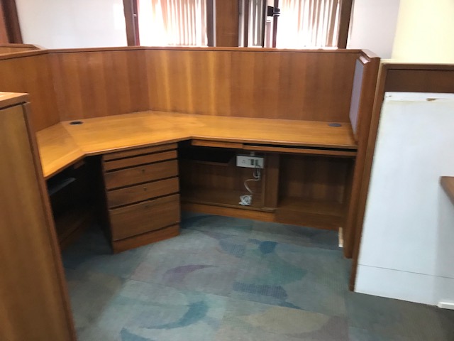 table Office Space available in mumbai
