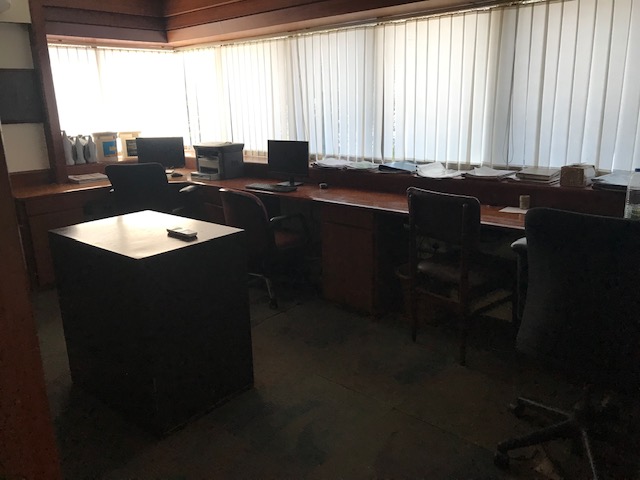 table Office Space available in mumbai