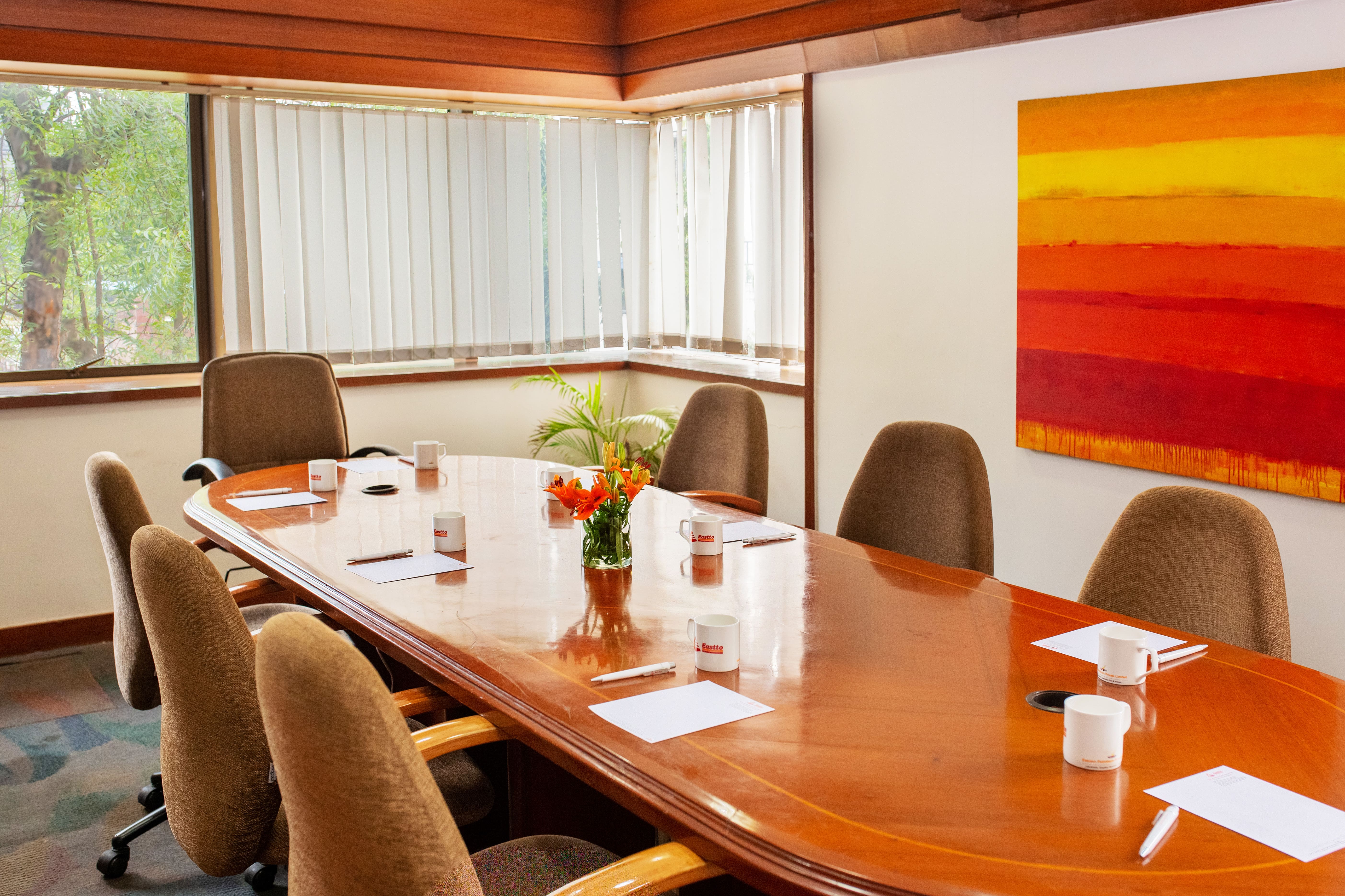 table Office Space available in mumbai