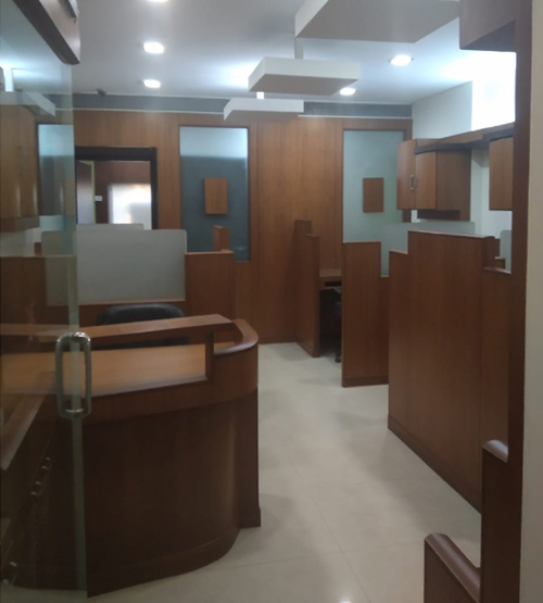 Individual chair Space available on rent in mumbai