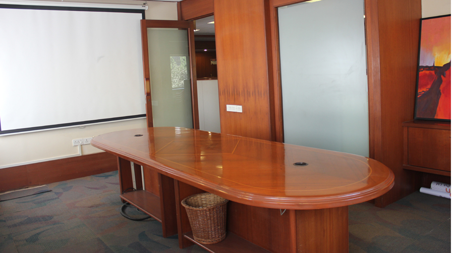 table Office Space available in mumbai